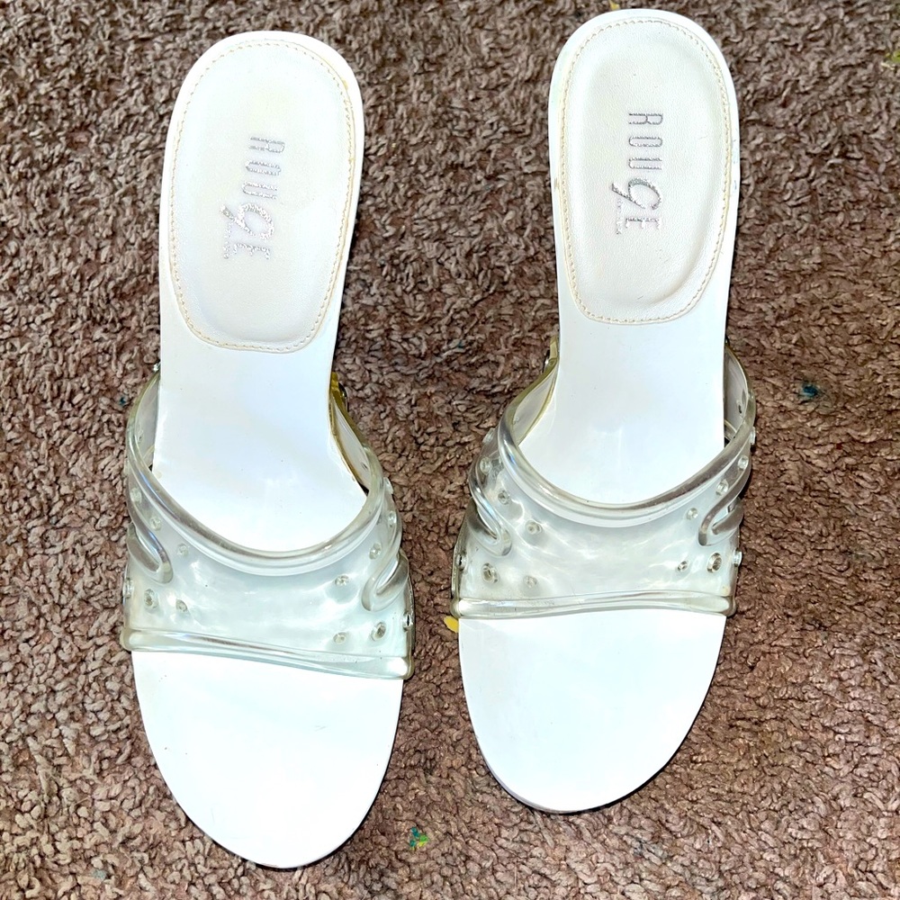 Rouge white heels